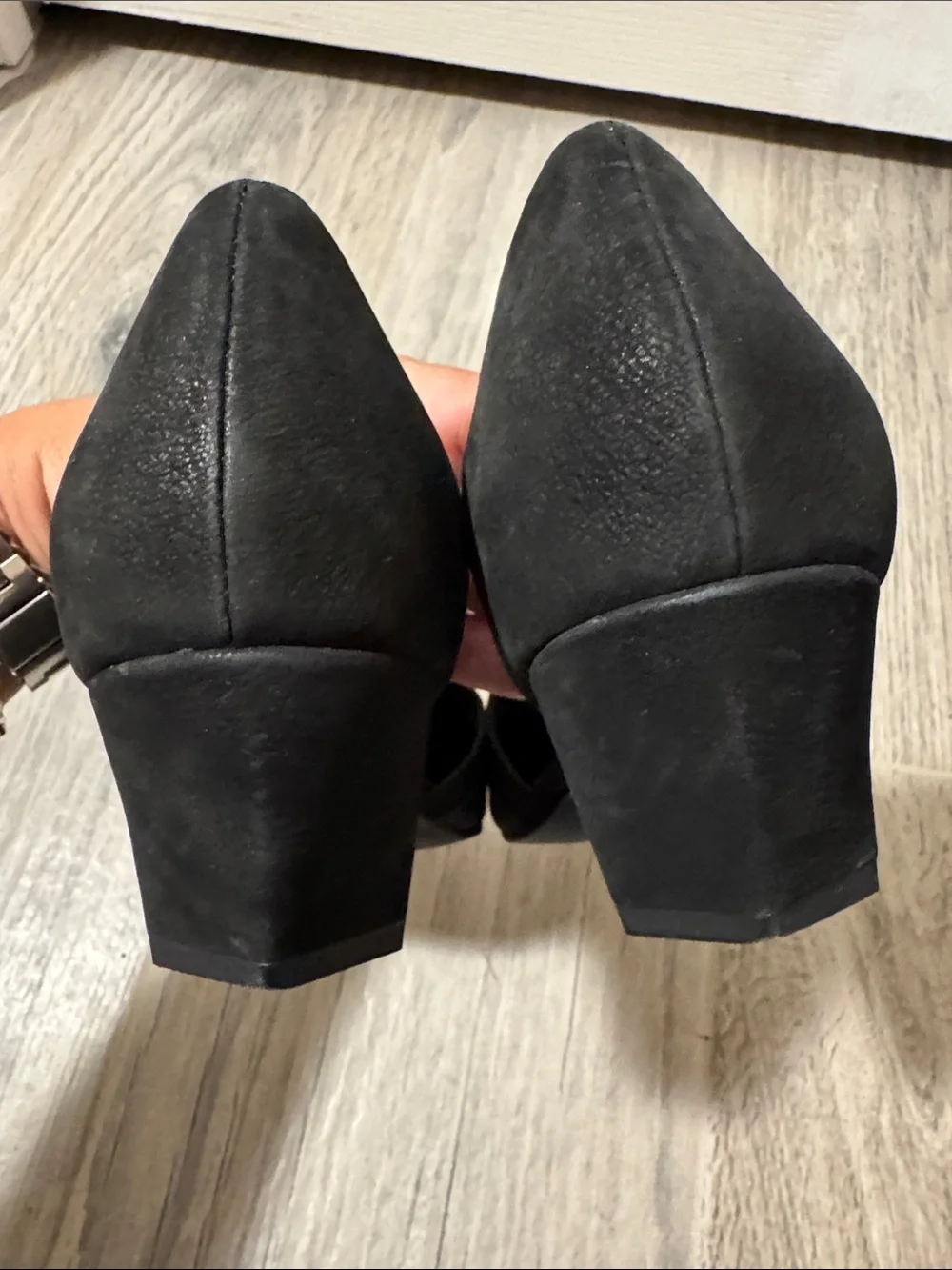 Eileen Fisher Black leather low heel pump